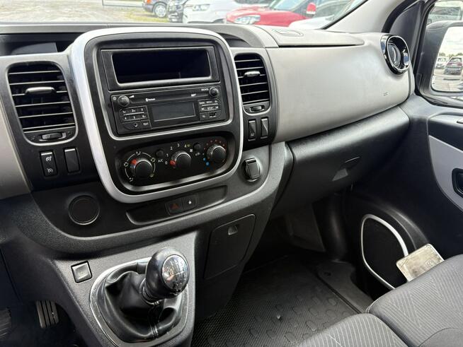 Renault Trafic l1h1 brygadówka 6 miejsc klimatyzacja