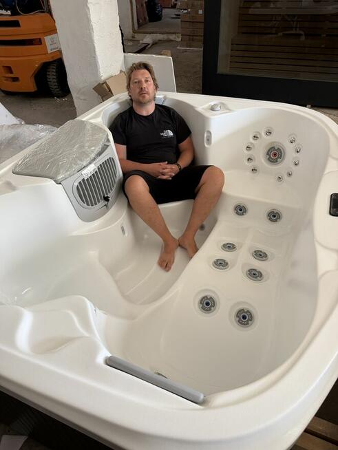 Spa TechTub 2.4