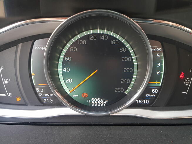 VOLVO V60 D3 2017 salon Polska