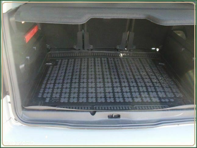 Toyota Proace City Verso 1.2 D-4T Family
