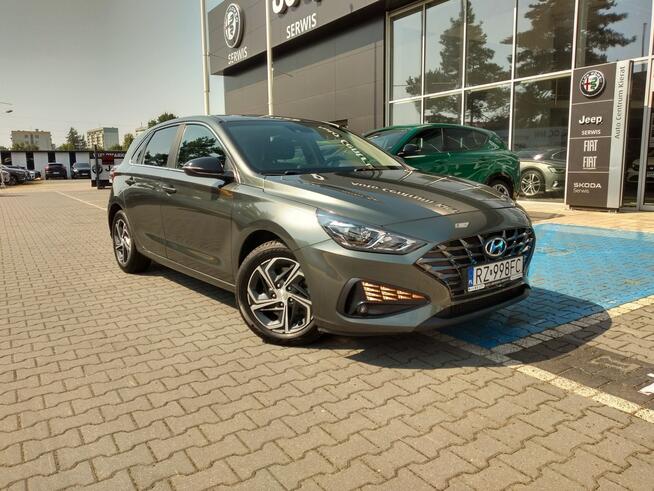 Hyundai i30 1.0 T-GDI 120km smart podgrzewane fotele i kierownica kamera fv23%