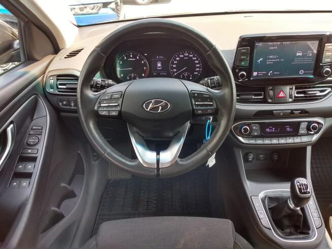 Hyundai i30 1.0 T-GDI 120km smart podgrzewane fotele i kierownica kamera fv23%