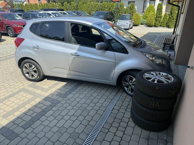 Kia Venga 1,4 90KM Klima Kamera Navi Koła lato + zima