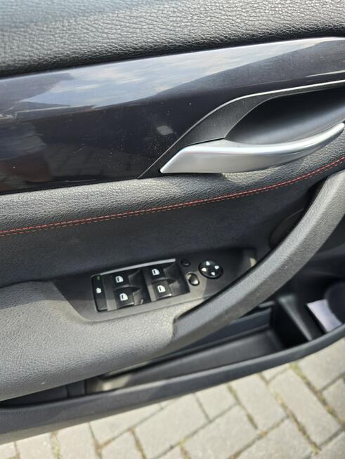 BMW X1 2,0D Automat,Navi.Xenony.Skóry.Klimatr 2 str.CarPlay.Fotele z pamiecią