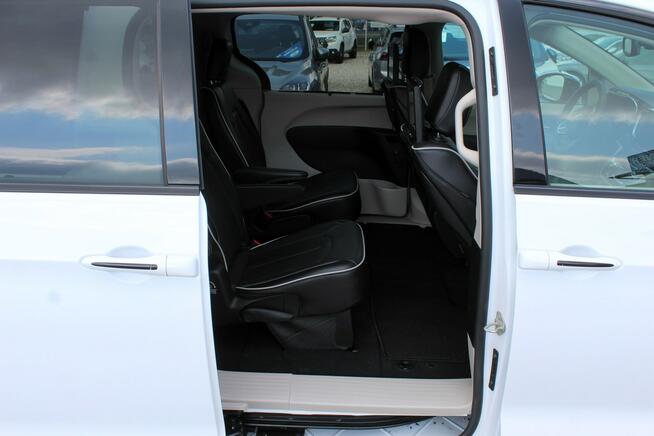 Chrysler Pacifica 4X4 7 osób Panorama Kamera-360° LED Tempomat Skóra