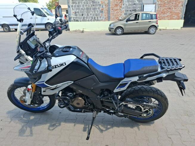 Suzuki V-STORM