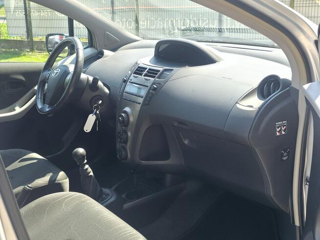 Toyota Yaris 1.33 Benzyna | Serwisowany | Gwarancja | Bogate wyposażenie |