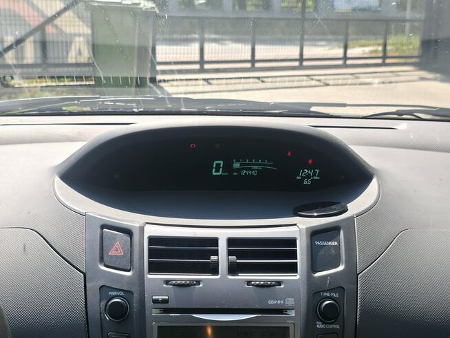 Toyota Yaris 1.33 Benzyna | Serwisowany | Gwarancja | Bogate wyposażenie |