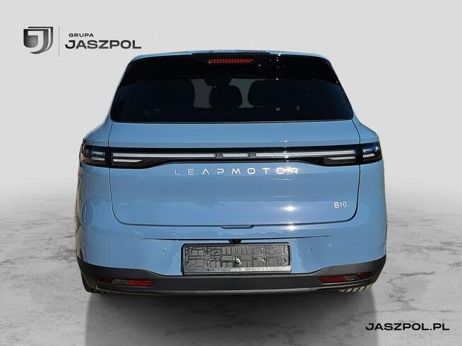 Leapmotor B10 nowość Hybrid EV