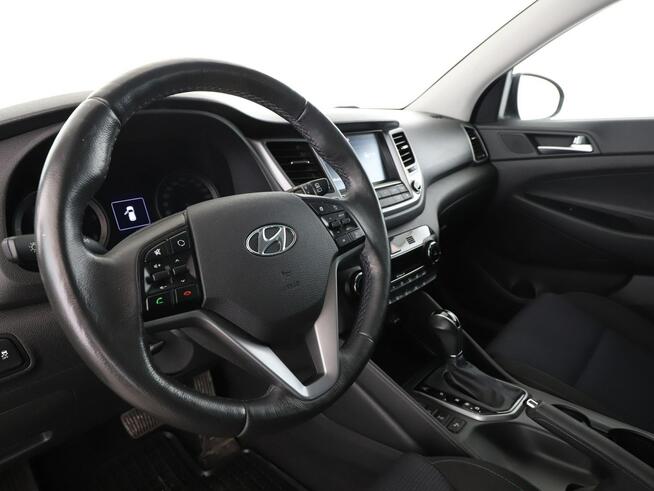 Hyundai Tucson navi kamera automat 4x4 grzane fotele auto klima