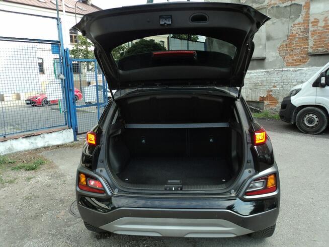 sprzedam ładnego HYUNDAIA KONE Z2019R 1.6 B 177KM NOWY SAMOCHÓD 58 TYŚ