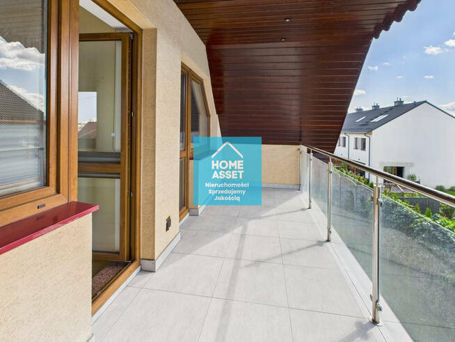 Obiekt komercyjny 437 m² na działce 2226 m2