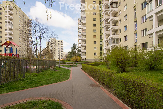 3 pokoje ul. Batuty, Mokotów, metro Służew, balkon