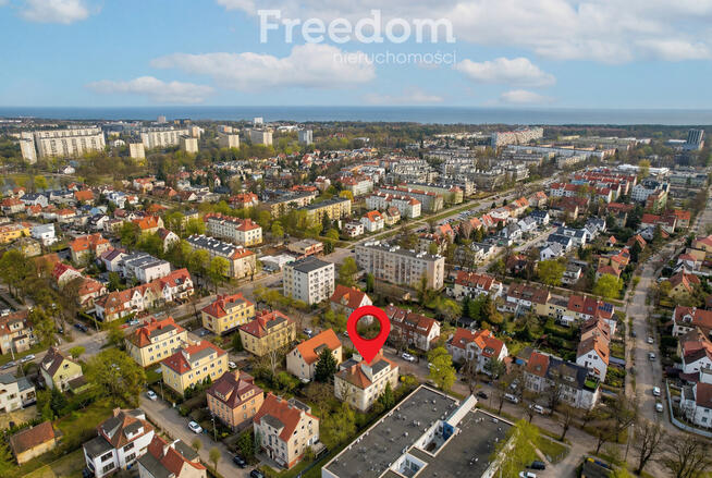 Dwa pokoje w odrestaurowanej kamienicy. Oliwa