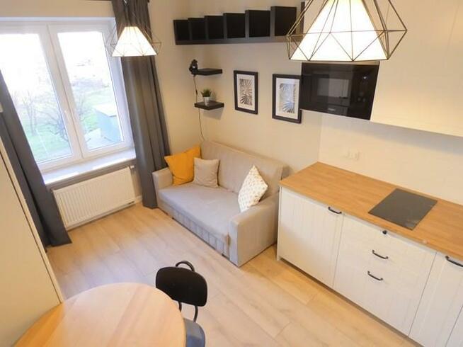Kołowa 54, Targówek, funkcjonalne studio