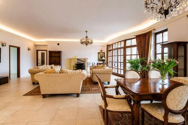 Luksusowy apartament w prestiżowej lokalizacji.