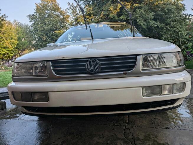 Volkswagen Passat B4 1994 1.9 TDI 90KM 1Z KOMBI