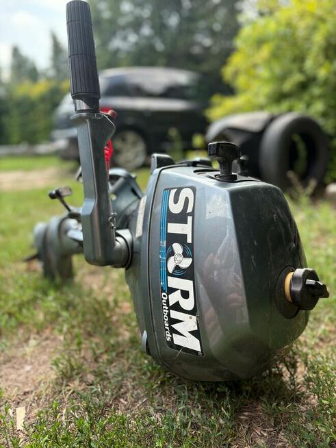 Sprzedam ponton Kolibri 330 + silnik Storm 3 kW (ok. 4 KM)