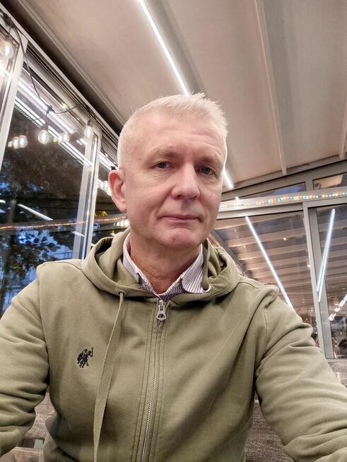 Wyjdę z kimś dzisiaj na kawę a jutro wyjadę na urlop