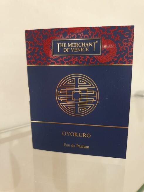Próbki i odlewki perfum