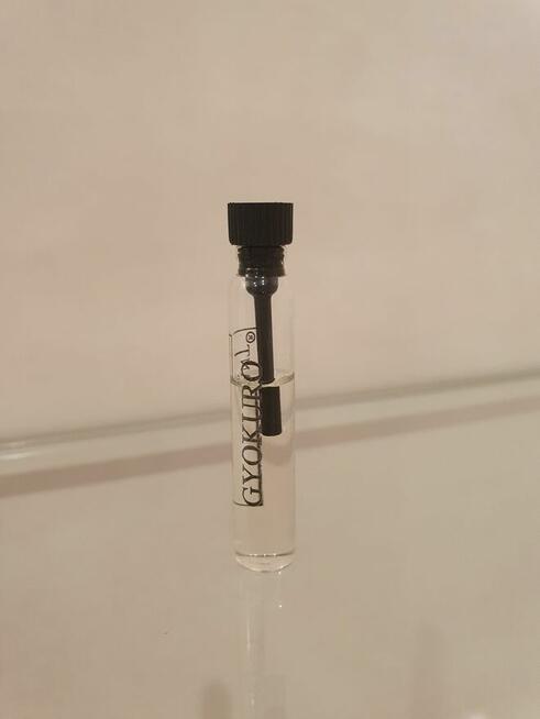 Próbki i odlewki perfum