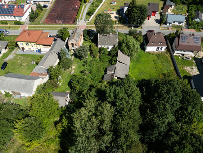 Działka budowlano-rolna w centrum Chmielowa - 900m
