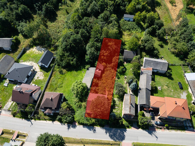 Działka budowlano-rolna w centrum Chmielowa - 900m
