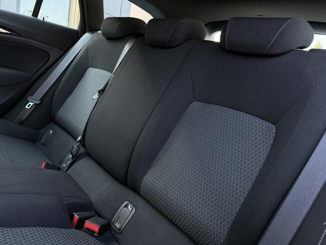 Opel Insignia Salon Polska Poleasingowy I właściciel Serwis ASO VAT 23% Bezwypadkowy