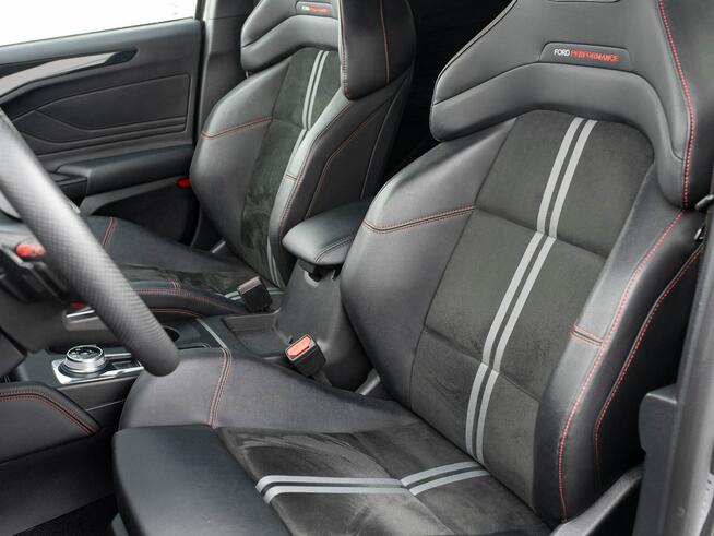 Ford Focus DX02561#2.3 EcoBoost ST X Pakiet zimowy Salon PL VAT23%