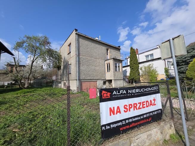 Dom Świdnica, okolice Zalewu