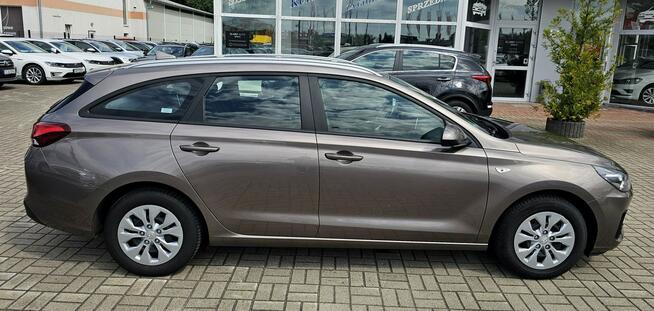 Hyundai i30 Pierwszy włąściciel, kontrola pasa, tempomat, czójniki parkowania