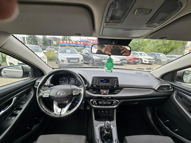 Hyundai i30 Pierwszy włąściciel, kontrola pasa, tempomat, czójniki parkowania