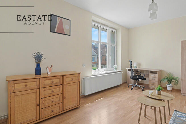 Dwupokojowe mieszkanie z osobną kuchnią