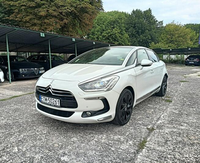 Citroen DS5 model 2015, najbogatsza wersja, bardzo zadbane, serwisowane