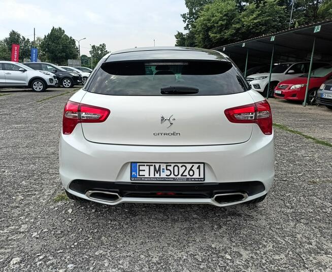 Citroen DS5 model 2015, najbogatsza wersja, bardzo zadbane, serwisowane
