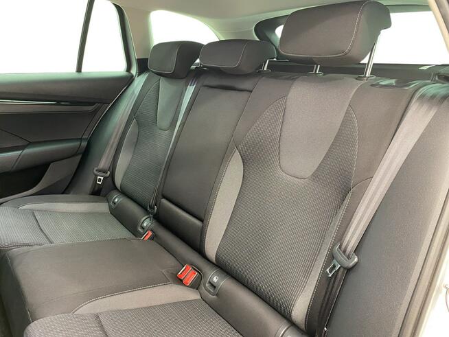 Skoda Octavia 2.0 TDI Ambition DSG Kombi