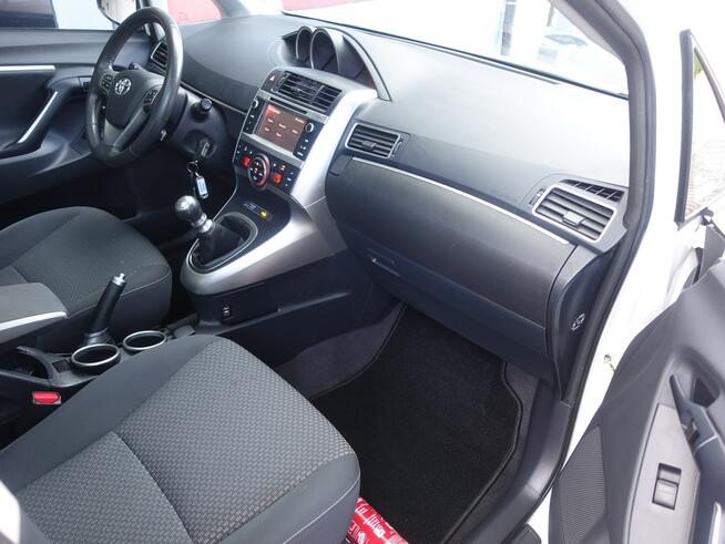 Toyota Verso 1,6i Navi Alu Panorama Kam.Cof Klimatronik Opłacony VIP Gwarancja