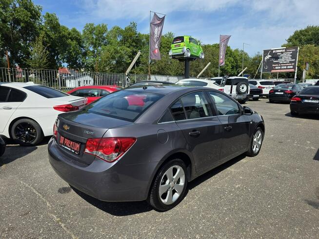 Chevrolet Cruze 1.8 Benzyna 141 KM, Klimatyzacja, Alufelgi, Isofix, Tempomat, 2 Klucze