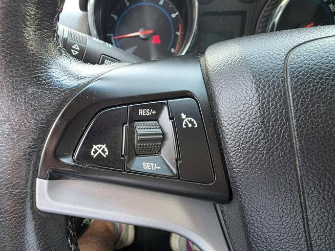 Chevrolet Cruze 1.8 Benzyna 141 KM, Klimatyzacja, Alufelgi, Isofix, Tempomat, 2 Klucze