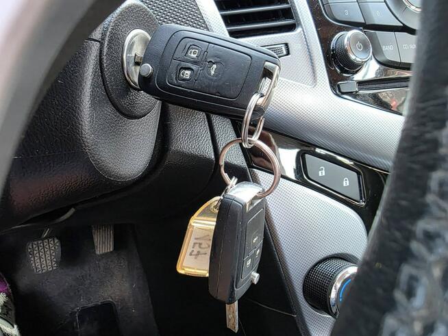Chevrolet Cruze 1.8 Benzyna 141 KM, Klimatyzacja, Alufelgi, Isofix, Tempomat, 2 Klucze