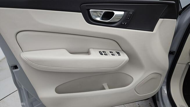Volvo XC 60 B4 D AWD Plus Dark aut ! Z Polskiego Salonu ! Faktura VAT !
