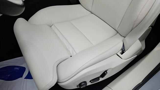 Volvo XC 60 B4 D AWD Plus Dark aut ! Z Polskiego Salonu ! Faktura VAT !
