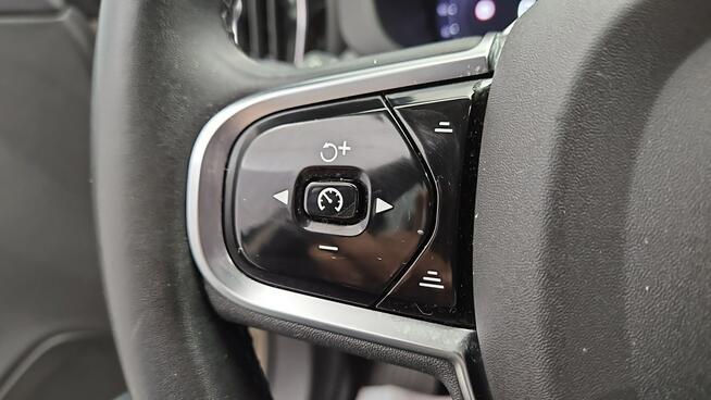 Volvo XC 60 B4 D AWD Plus Bright aut ! Z Polskiego Salonu ! Faktura VAT !