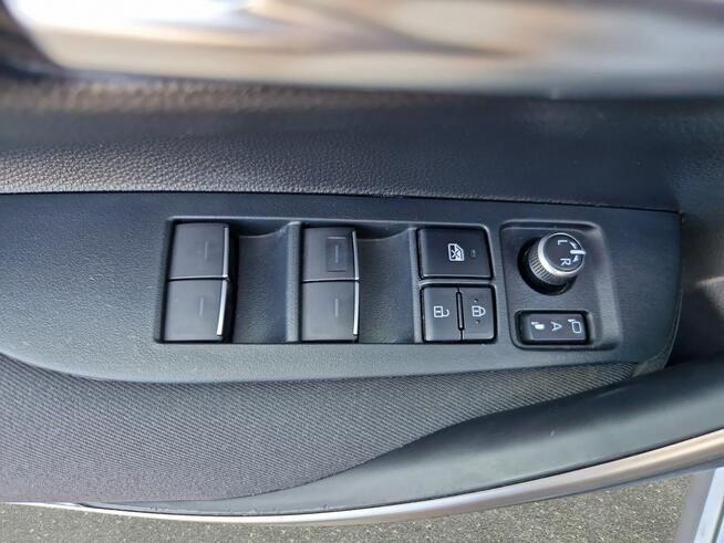 Toyota Corolla 1.5 Comfort ! Z polskiego salonu! Z fakturą VAT!