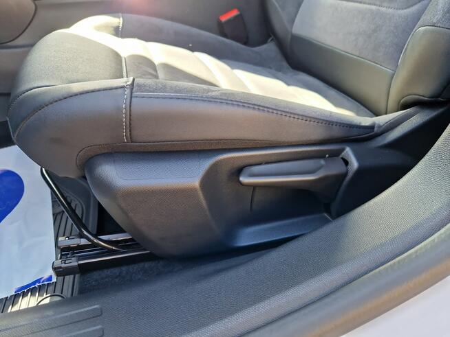 Citroen C4 1.2 PureTech Max S&S EAT8 ! Z Polskiego Salonu ! Faktura VAT !