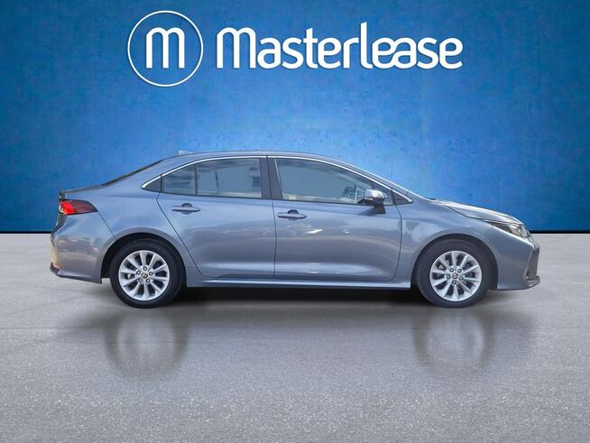 Toyota Corolla 1.5 Comfort ! Z polskiego salonu! Z fakturą VAT!