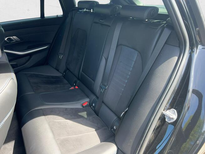 BMW 320 i M Sport sport-aut ! Z Polskiego Salonu ! Faktura Vat !