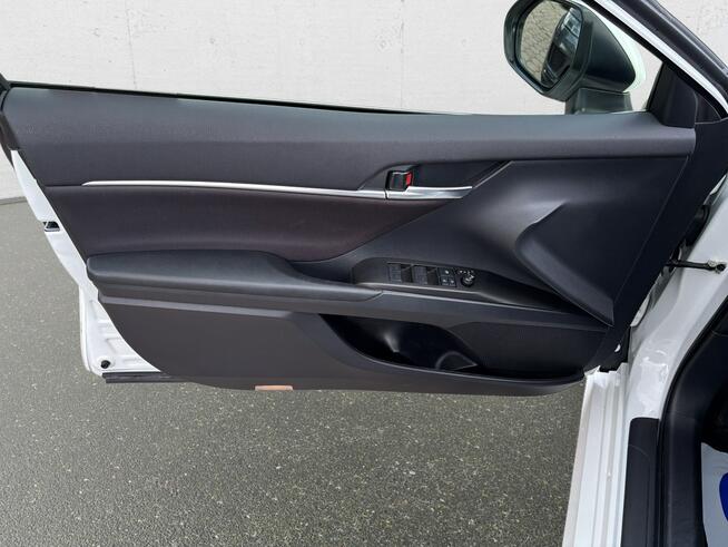 Toyota Camry 2.5 Hybrid Comfort CVT ! Z Polskiego Salonu ! FV 23 % !