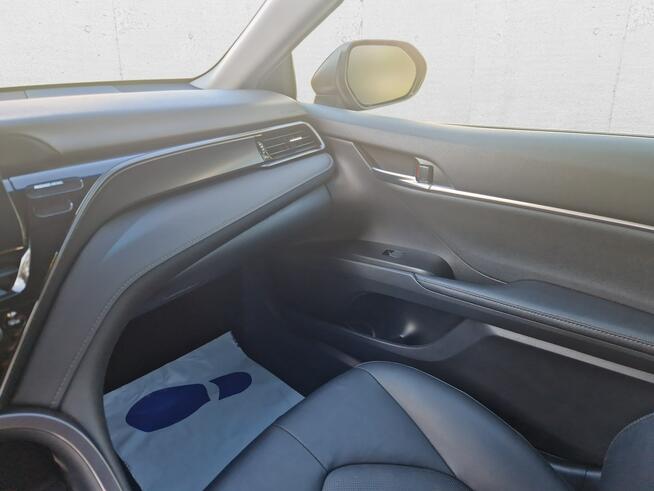 Toyota Camry 2.5 Hybrid Comfort CVT ! Z Polskiego Salonu ! FV 23 % !