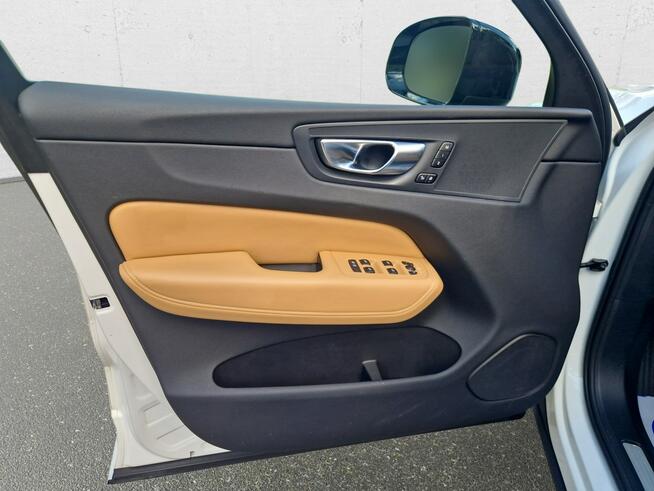 Volvo XC 60 B4 D AWD Plus Dark! Z Polskiego Salonu! Faktura VAT!